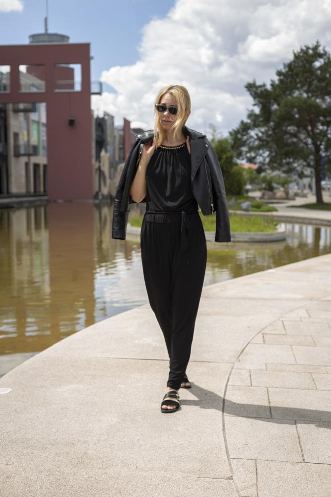 BROOQE Black
