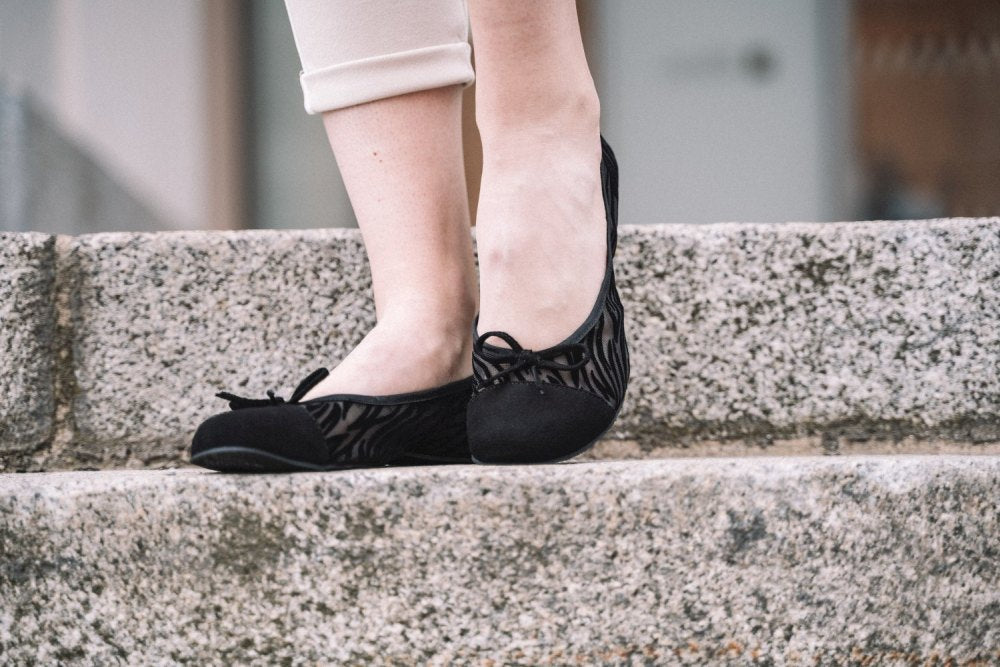 TWIST Sling Black
