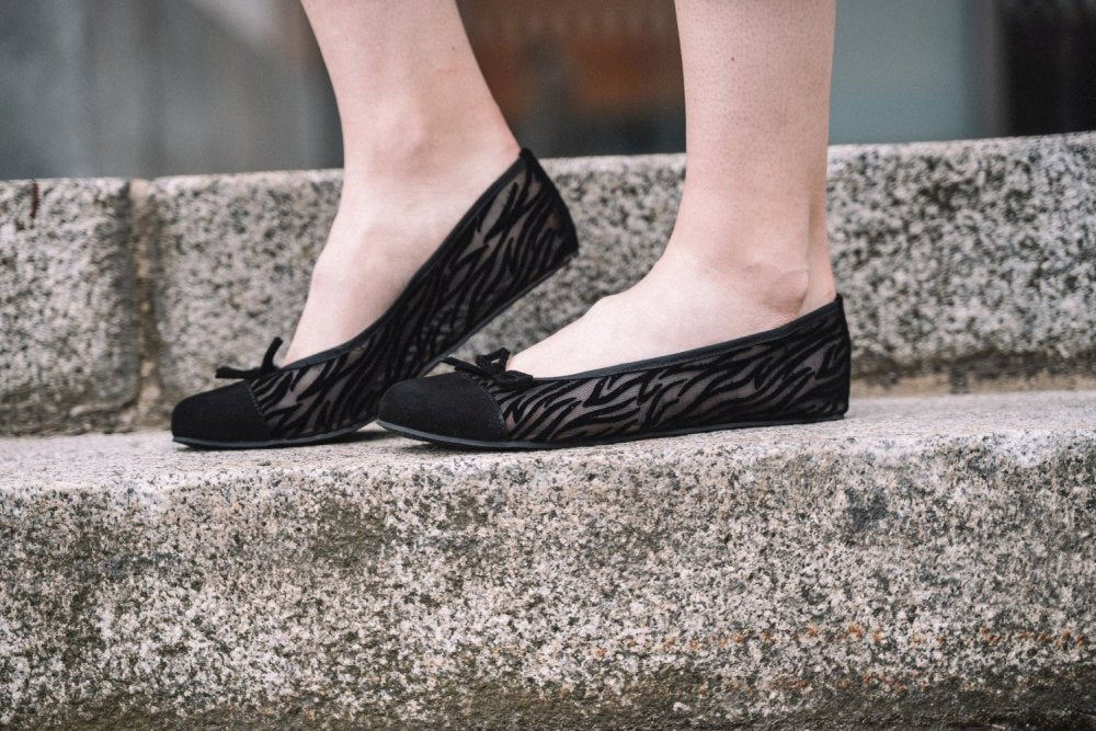 TWIST Sling Black